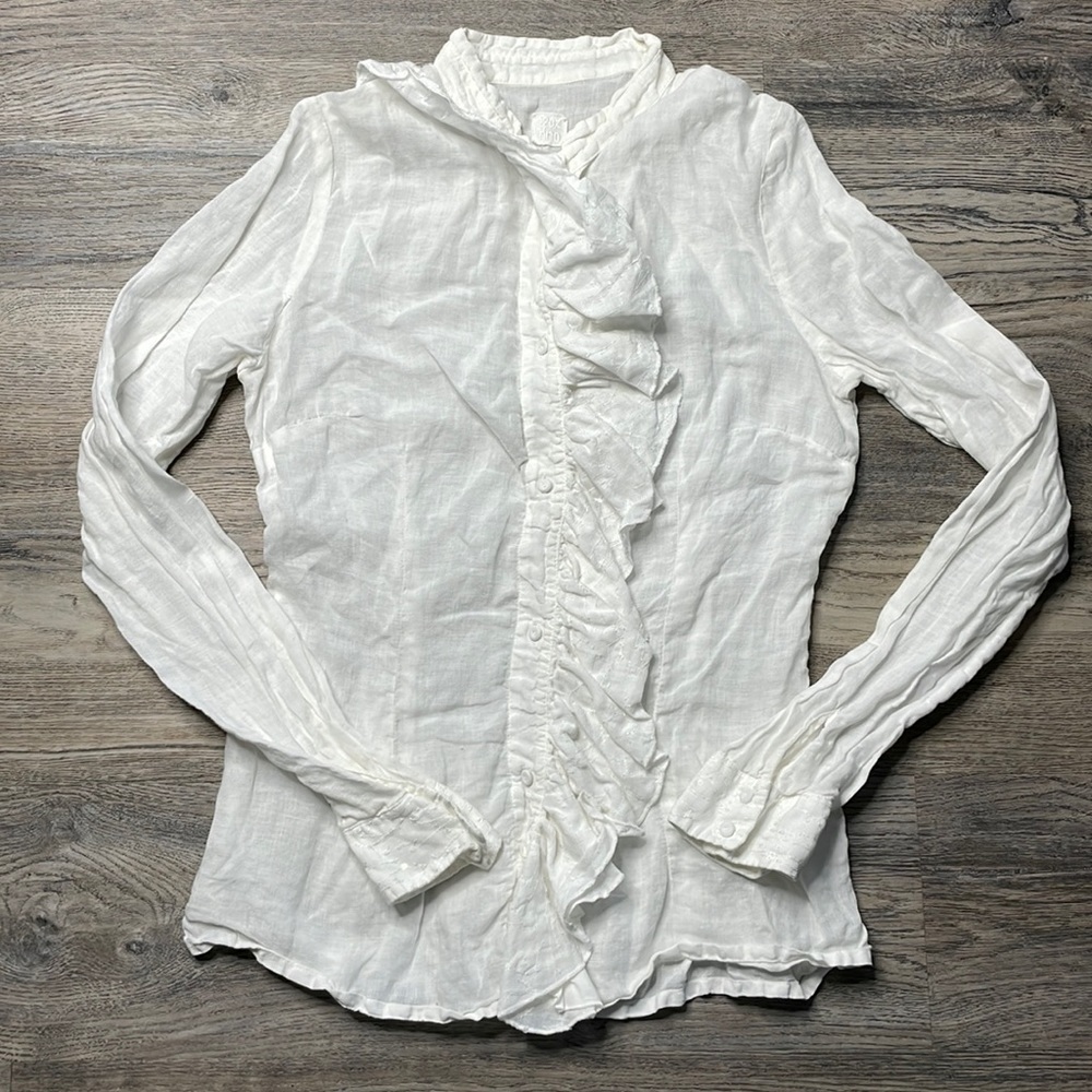 120% Lino Women’s White Button Down Linen Ruffle Shirt, size small